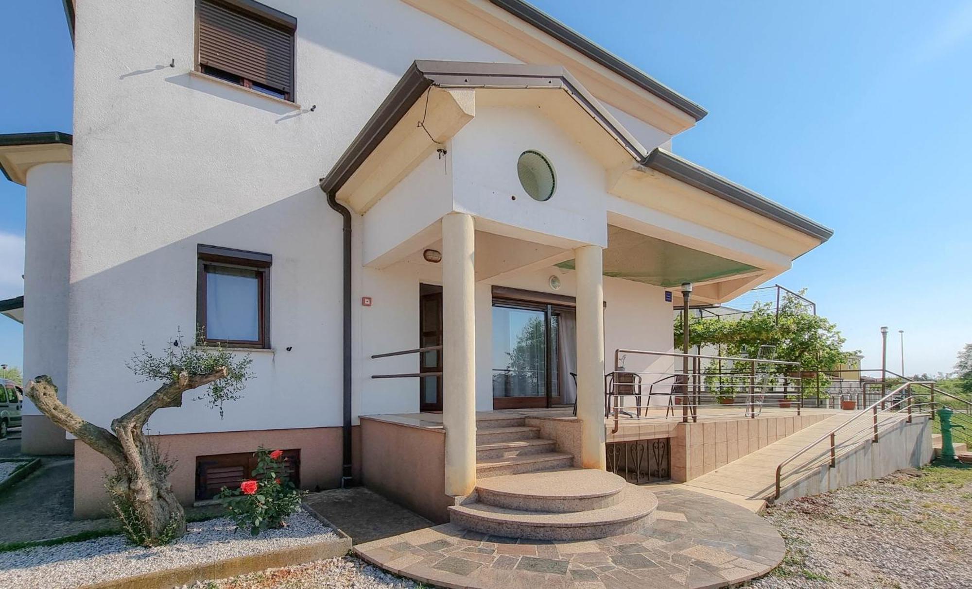 Dani Apartment Umag Exterior photo